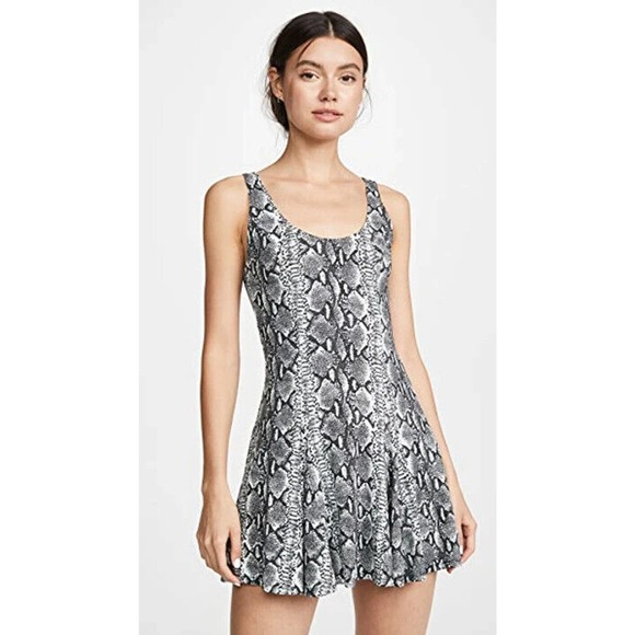 Alice + Olivia Dresses & Skirts - Alice + Olivia Alicia Godet Midi Tank Dress Snake Print Fit & Flare Swing Size 8